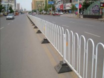 公路護欄